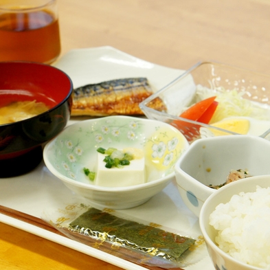 シングルユースプラン★お部屋お任せ（ダブルorツインor和室）和食バイキング朝食付き♪